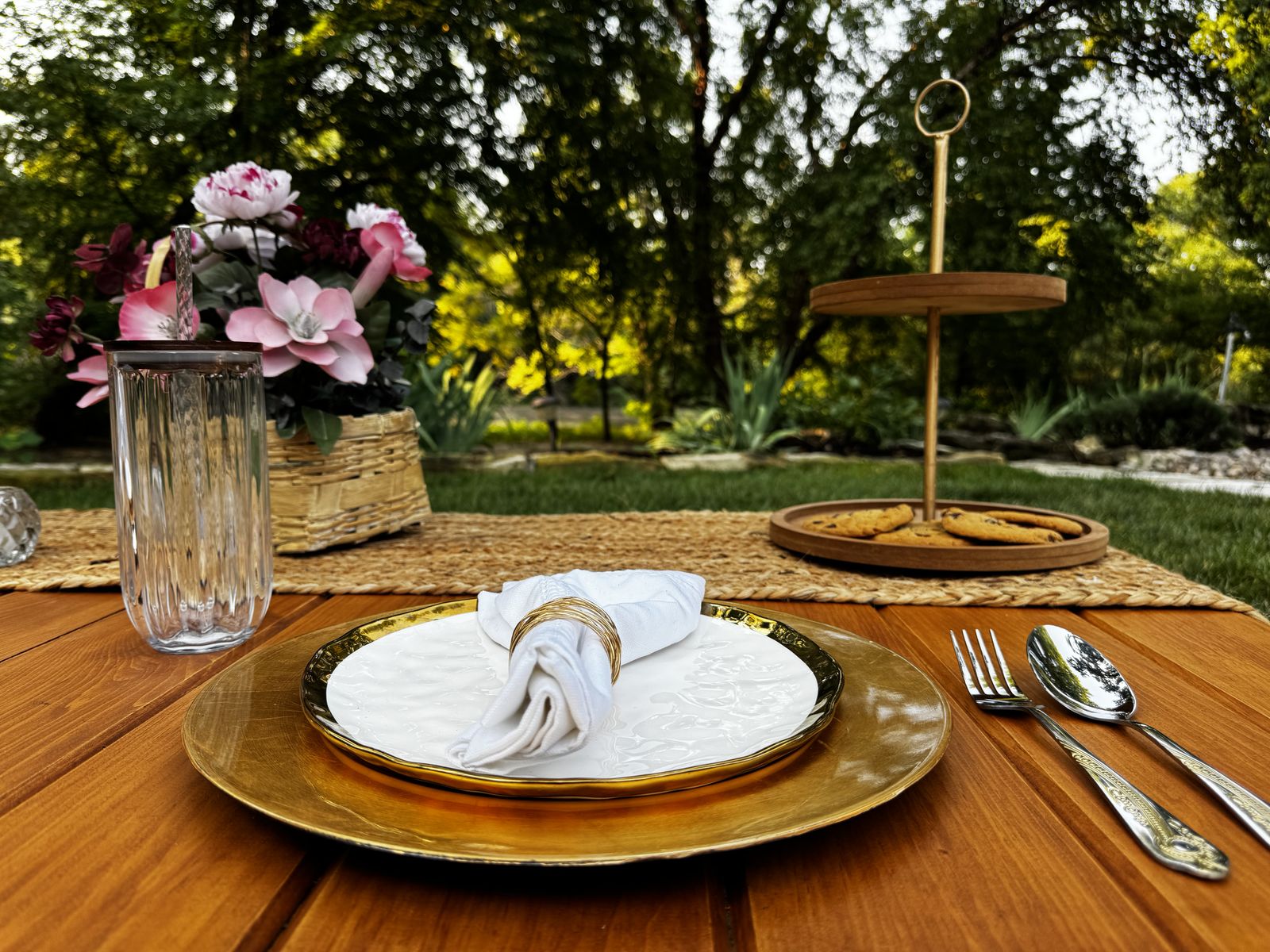 Blushing Garden picnic setup detail — Ready. Set. Picnic. Wichita